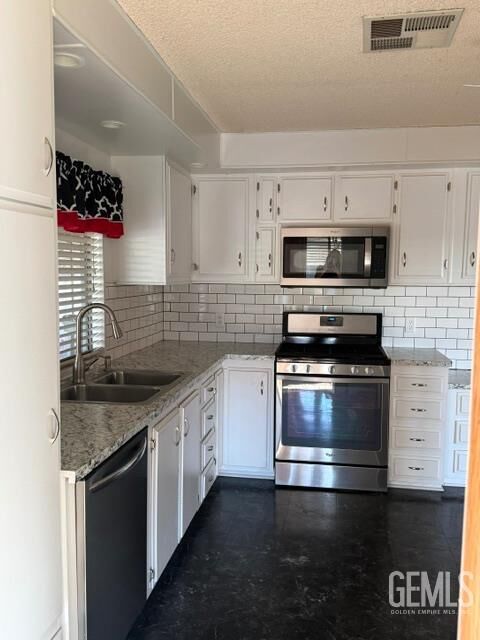 Property Photo: 505 45th Street CA 93301