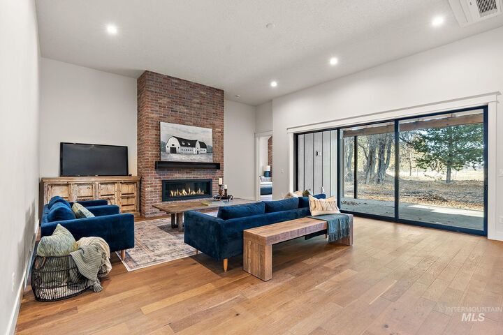 Property Photo: 116 S Carbon Rivet Ave ID 83616