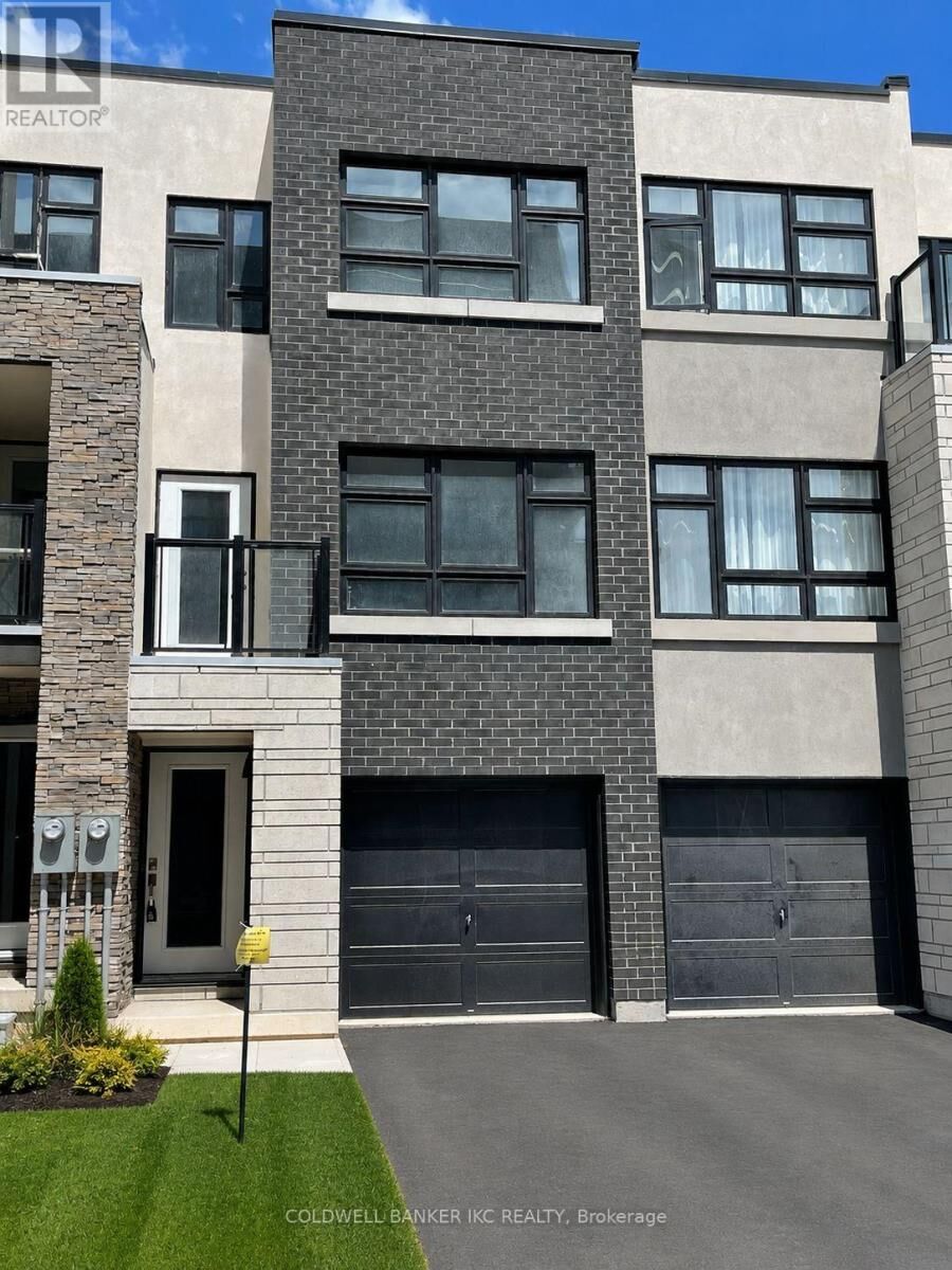 Property Photo:  1121 Cooke Boulevard 92  ON L7T 0C4 