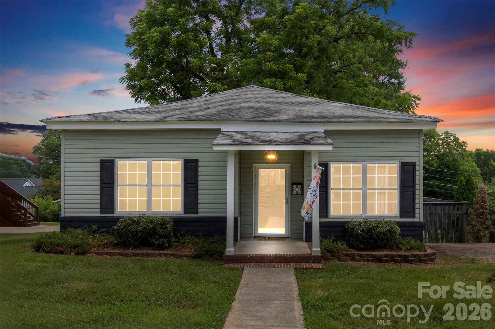 Property Photo: 116 7th Street NC 28032