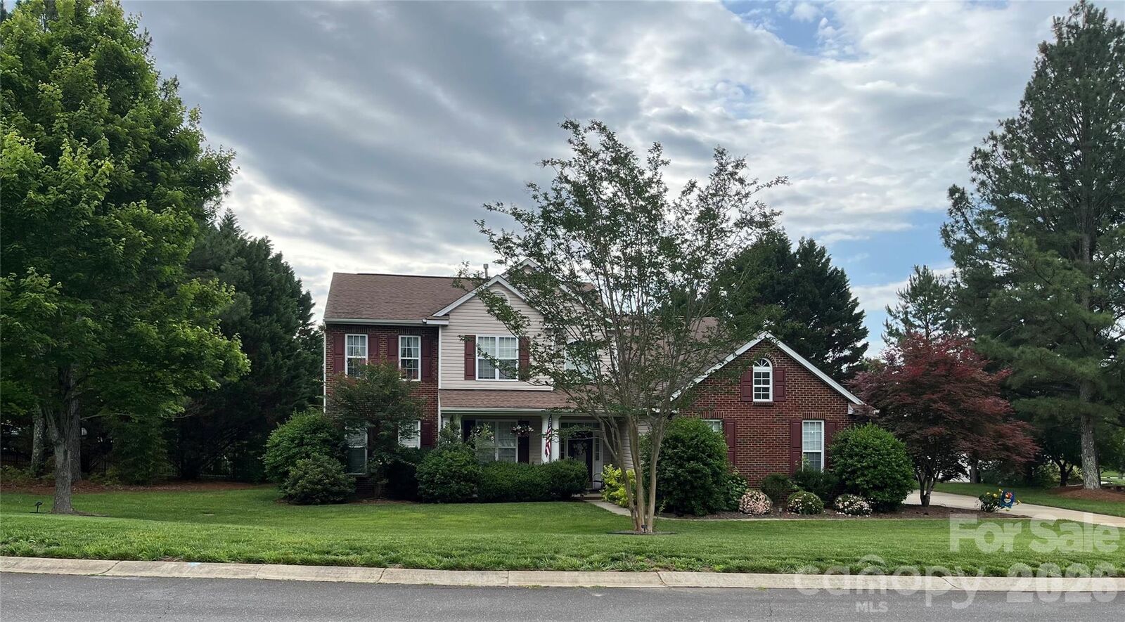 Property Photo:  1217 Brionne Court  NC 28173 
