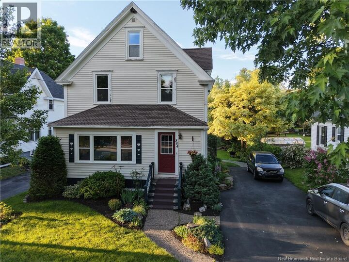 Property Photo:  884 Main Street  NB E4E 2M5 