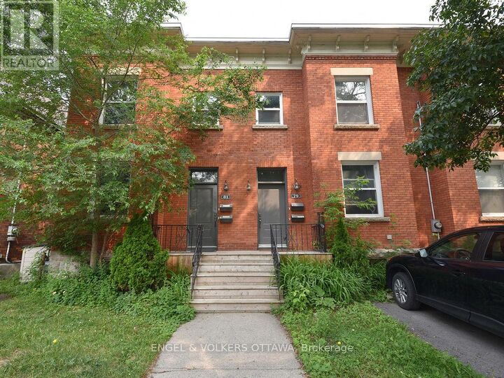 Property Photo:  81 Third Avenue 1  ON K1S 2J7 