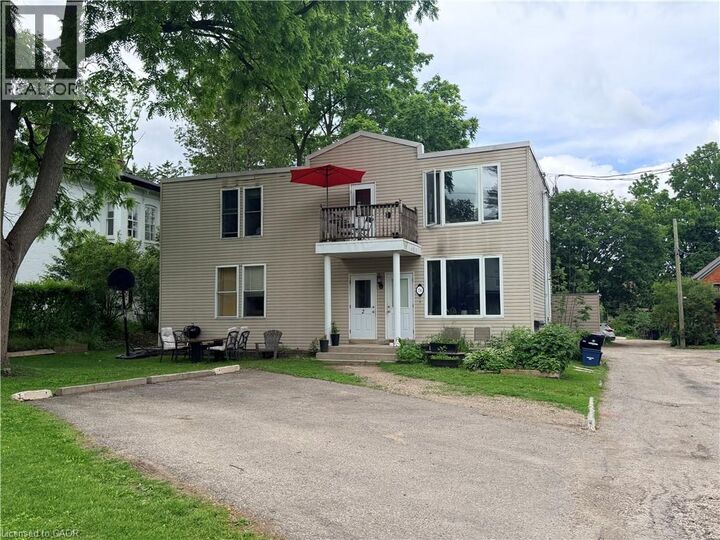 Property Photo: 74 William Street West 4 ON N2L 1J7