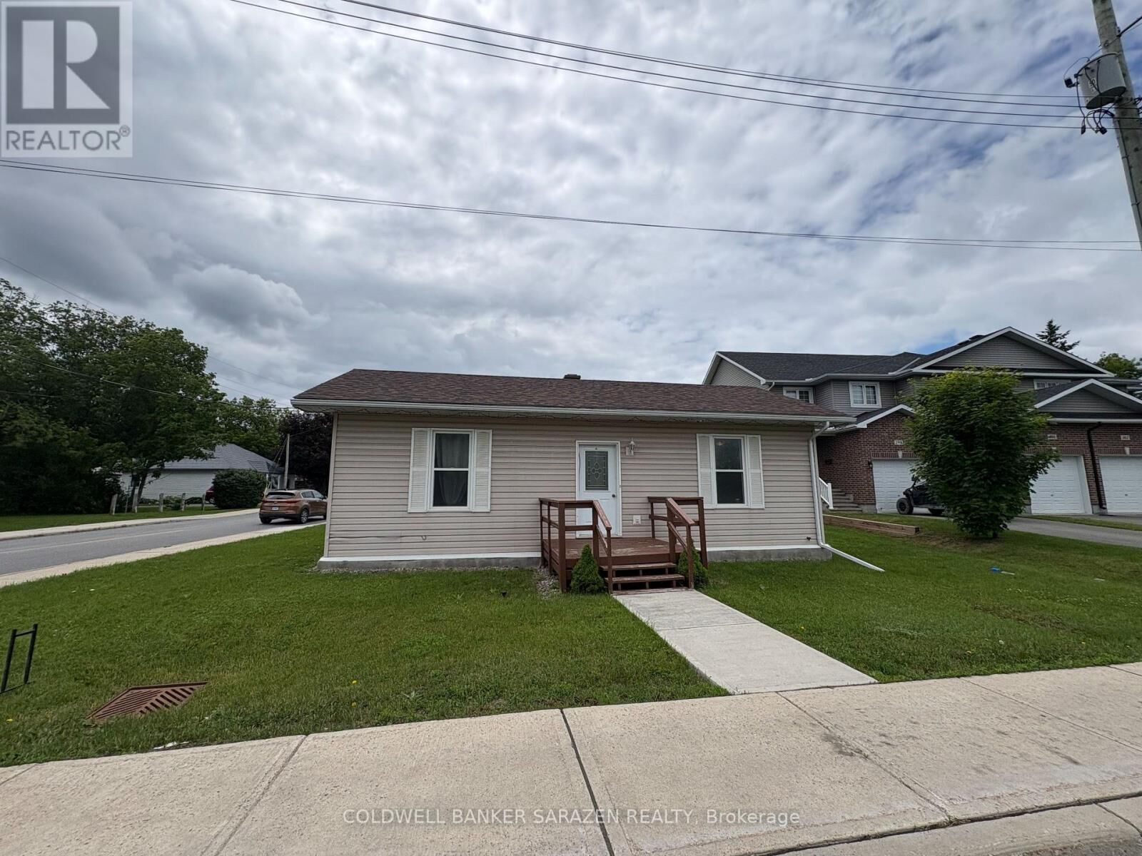 Property Photo:  5 Norma Street South  ON K7S 3B2 