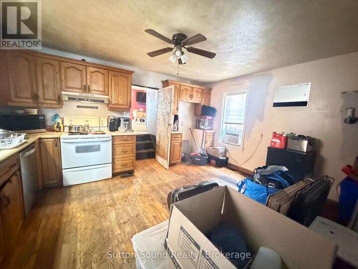 Property Photo: 1271 2nd Avenue East ON N4K 2J2