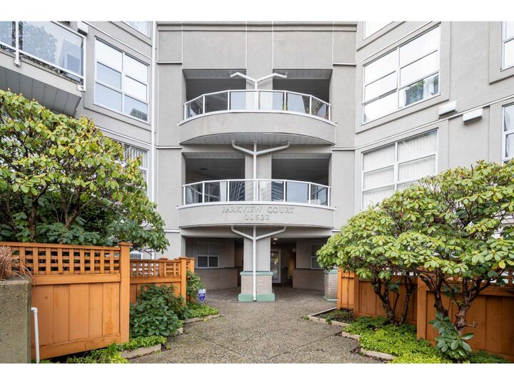 10533 University Drive 313 — photo 1