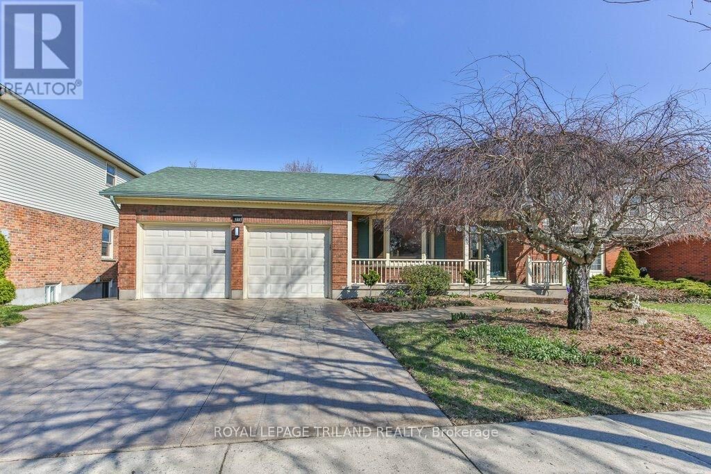 Property Photo: 1221 Glenora Drive ON N5X 2P6