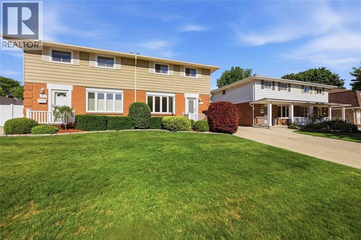 Property Photo: 637 Roger Street ON N7S 4A5