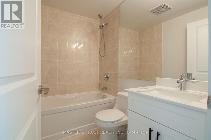 Property Photo:  60 Absolute Avenue 1802  ON L4Z 0A9 
