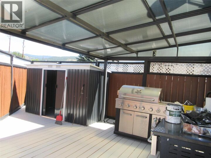 Property Photo: 415 Commonwealth Road 506 BC V4V 1P4