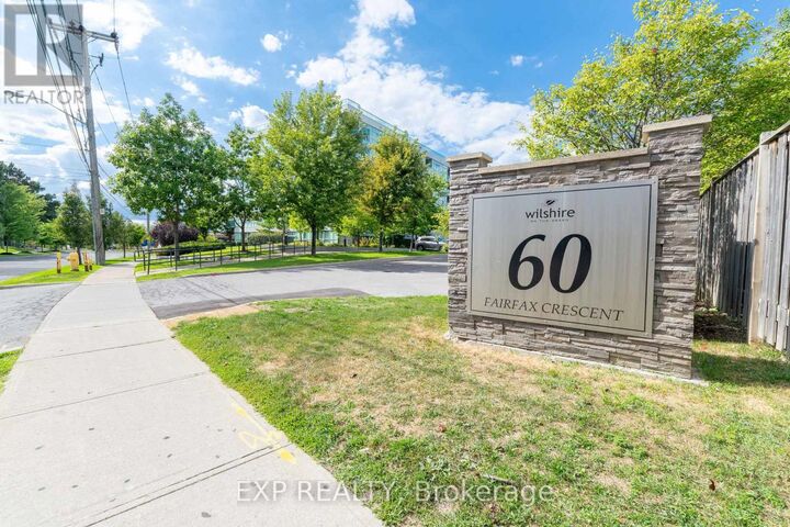 Property Photo:  60 Fairfax Crescent North 221  ON M1L 0E1 