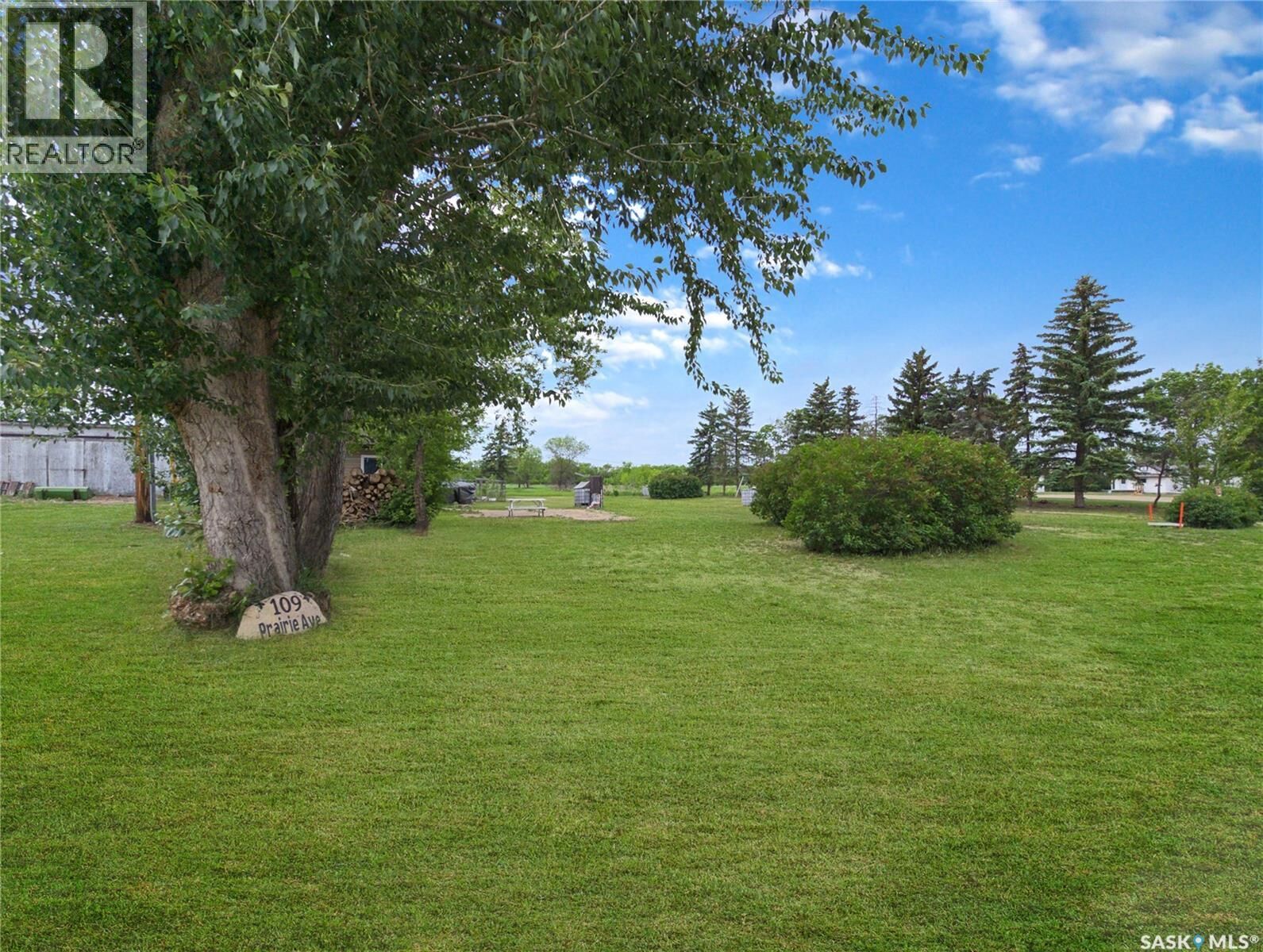 Property Photo:  109 Prairie Avenue  SK S0G 4M0 