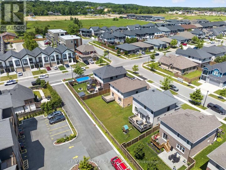 Property Photo:  4 Bergenstein Crescent  ON L3E 0G7 