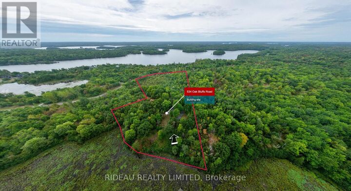 534 Oak Bluffs Road — photo 1