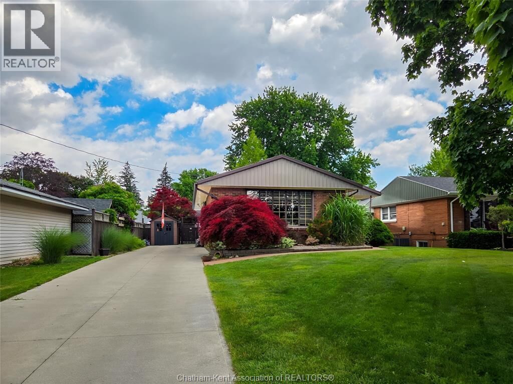 Property Photo: 211 Faubert Drive ON N7M 2Y6
