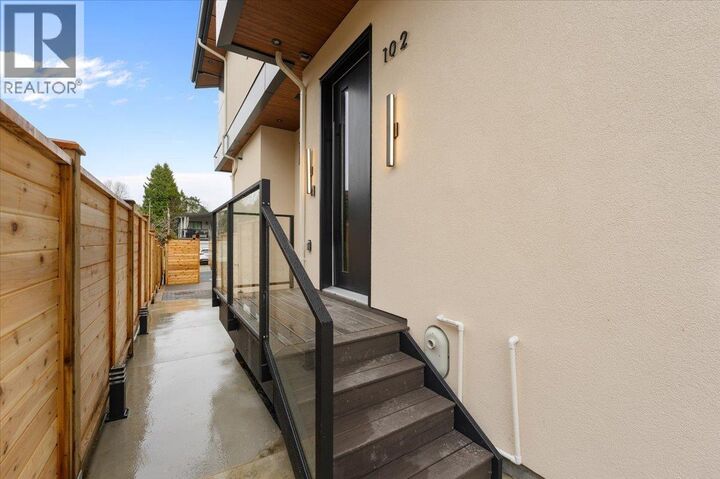 Property Photo:  1518 Hatton Avenue 102  BC V5A 2V1 