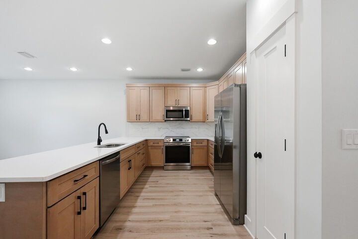 Property Photo:  704 Ferguson Drive 8  FL 32547 