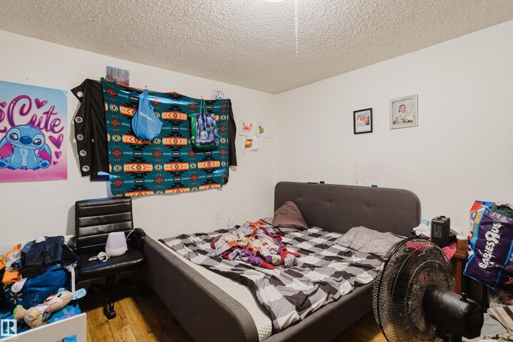 Property Photo: 3917/3919 54 Street AB T9A 1S6