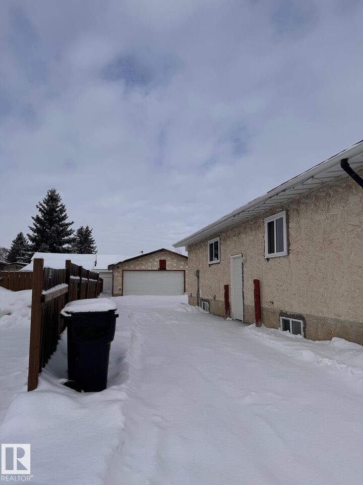 Property Photo: 2910 132A Avenue NW AB T5A 2Z3