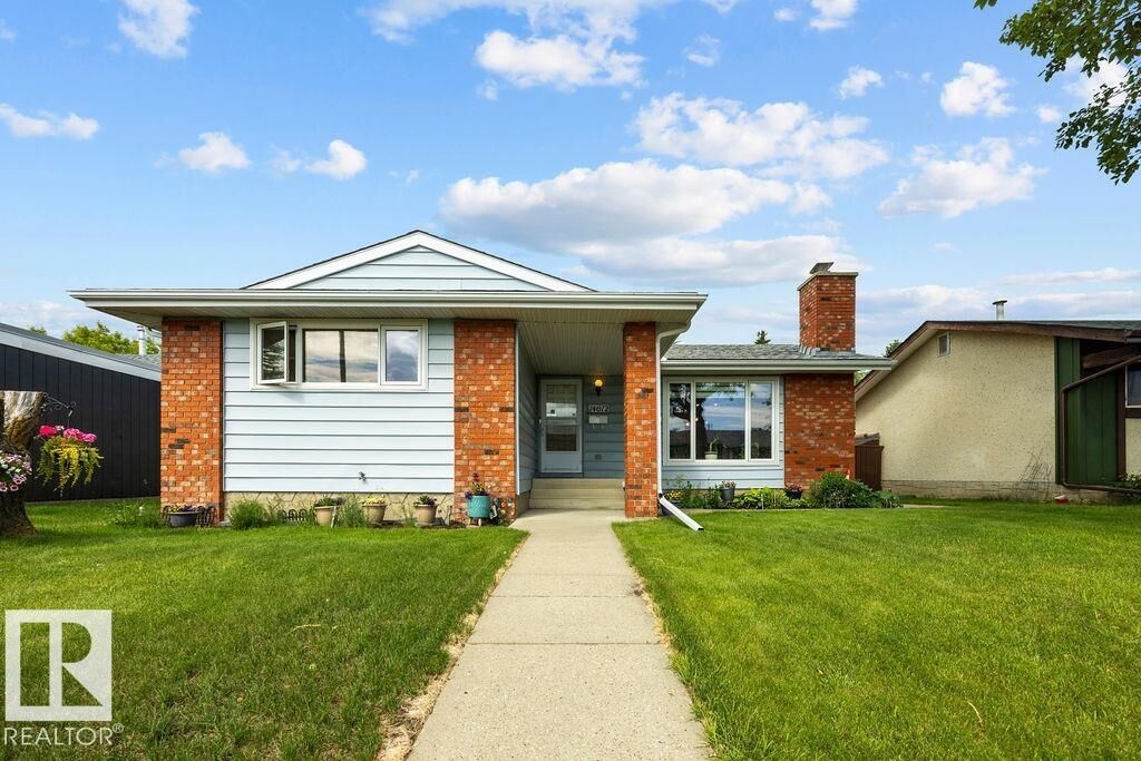 Property Photo: 14612 117A Street NW AB T5X 1K2