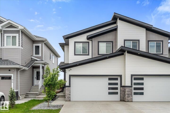 Property Photo: 94 Elm Street AB T8L 0X8