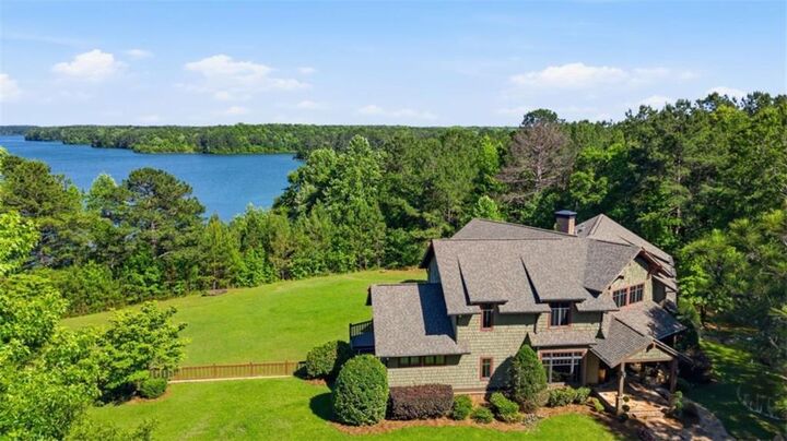 Property Photo:
