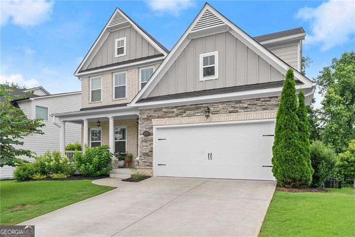 Property Photo: 4730 Sandy Creek Drive GA 30028