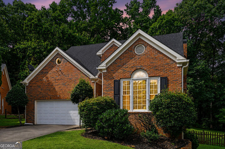 Property Photo: 2707 Glenrose Hill GA 30341