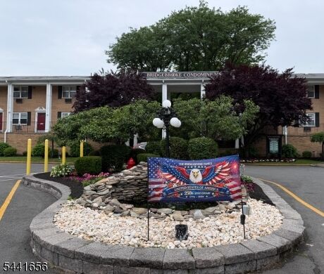 Property Photo:  725 Joralemon St 31  NJ 07109 