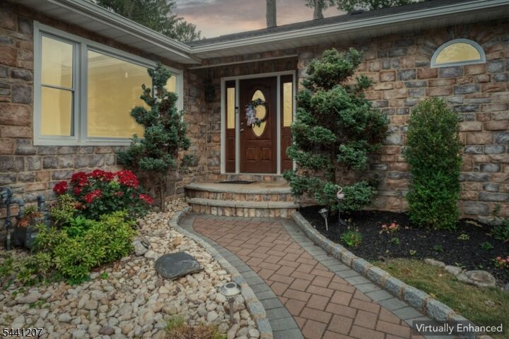 Property Photo:  336 Darby Ln  NJ 07092 