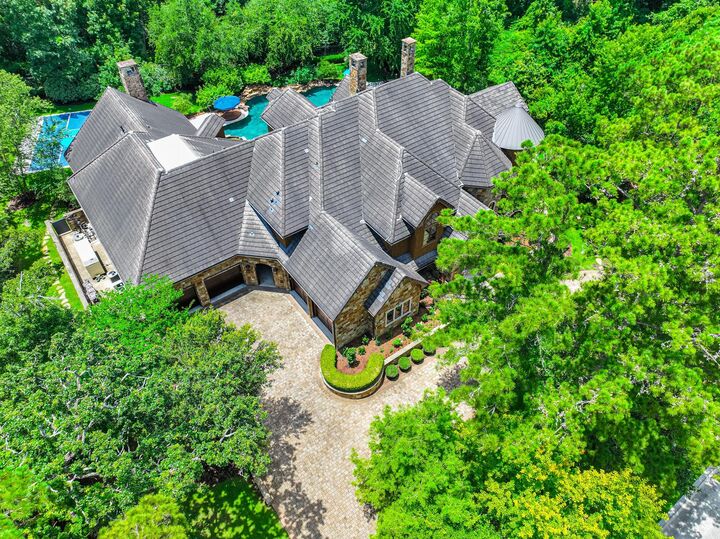 Property Photo:  247 S Fazio Way  TX 77389 