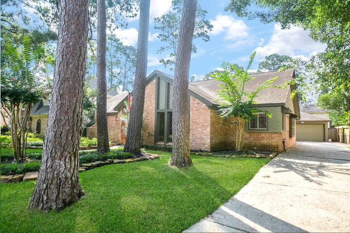Property Photo: 5511 Nodaway Lane TX 77379