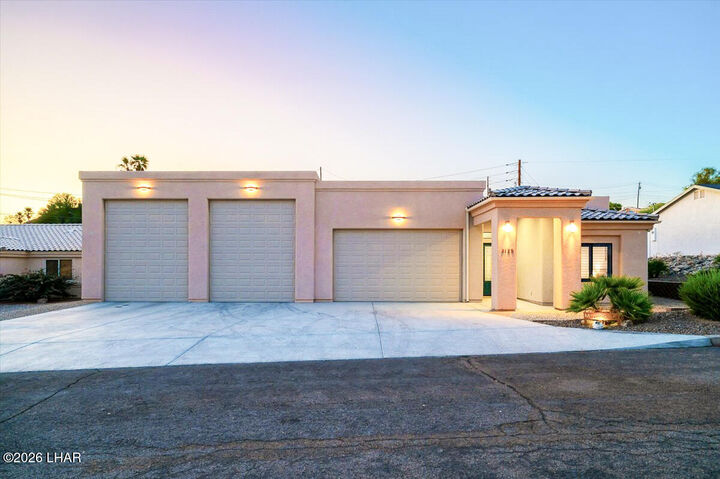 Property Photo: 3125 Maverick Dr AZ 86404