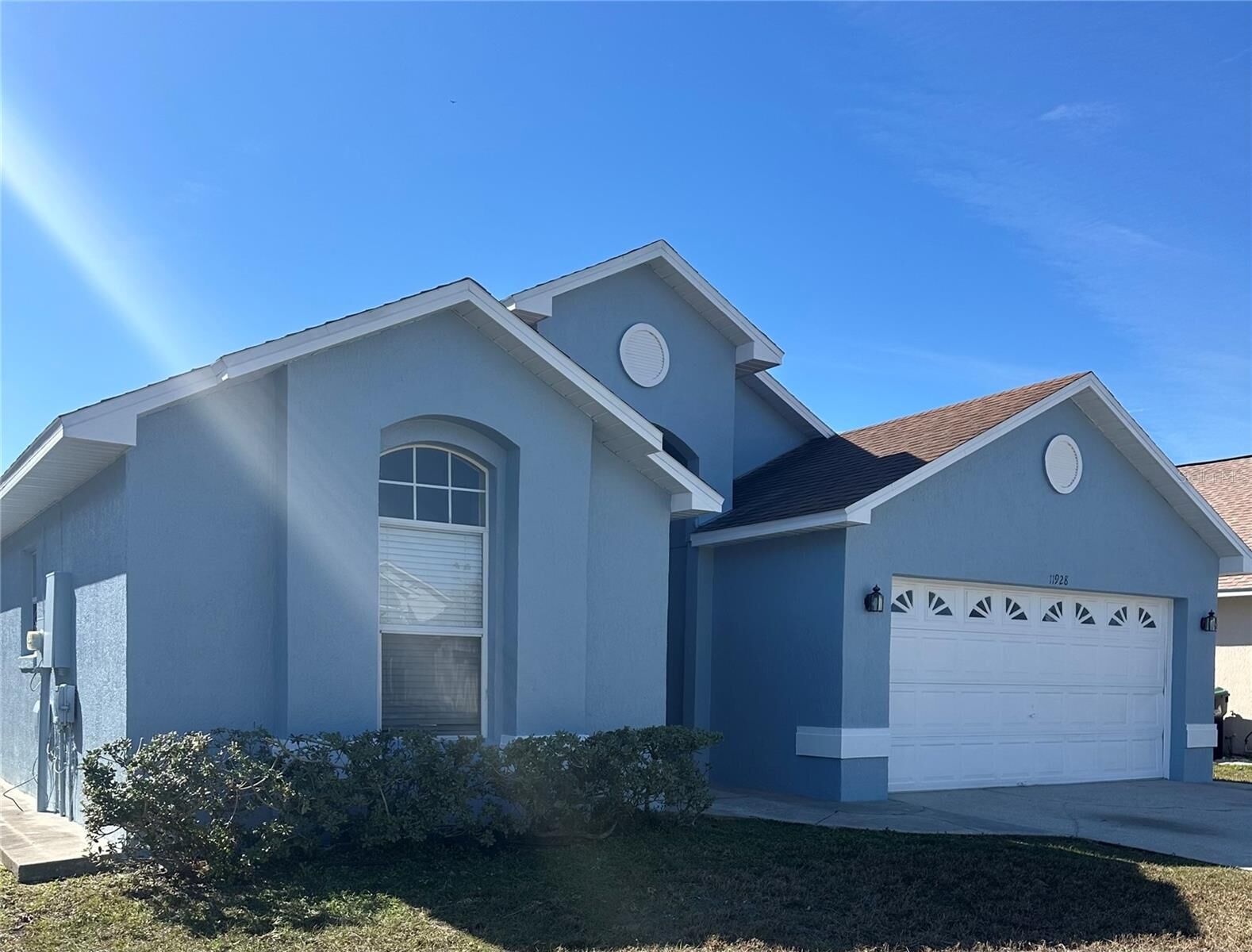 Property Photo: 11928 Hatcher Circle FL 32824