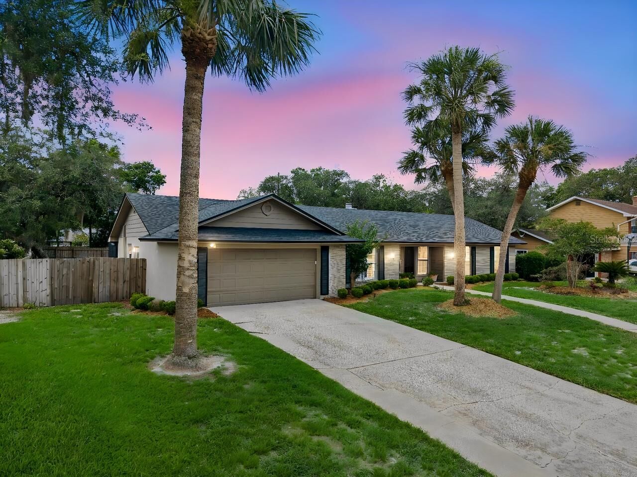 Property Photo:  516 Woodview Drive  FL 32779 