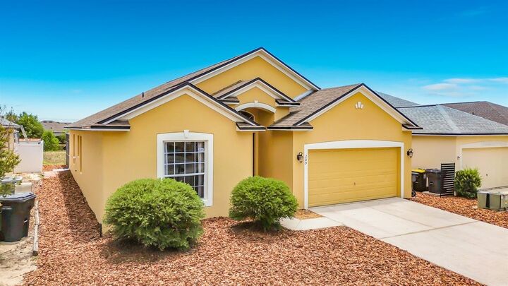 Property Photo:  209 Sunset View Drive  FL 33837 