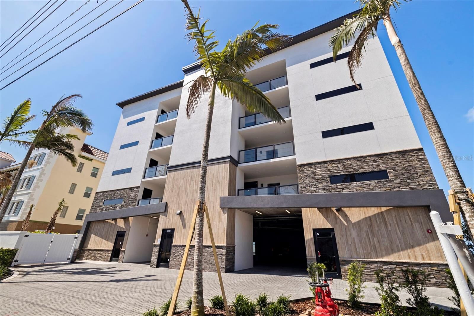 Property Photo:  14048 Gulf Boulevard 201  FL 33708 