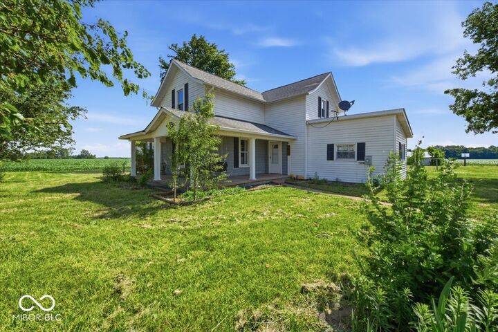 Property Photo:  7950 S County Road 575 E  IN 47387 