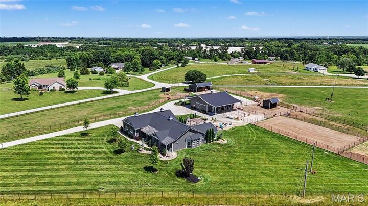 Property Photo: 219 Fieth Road MO 63379