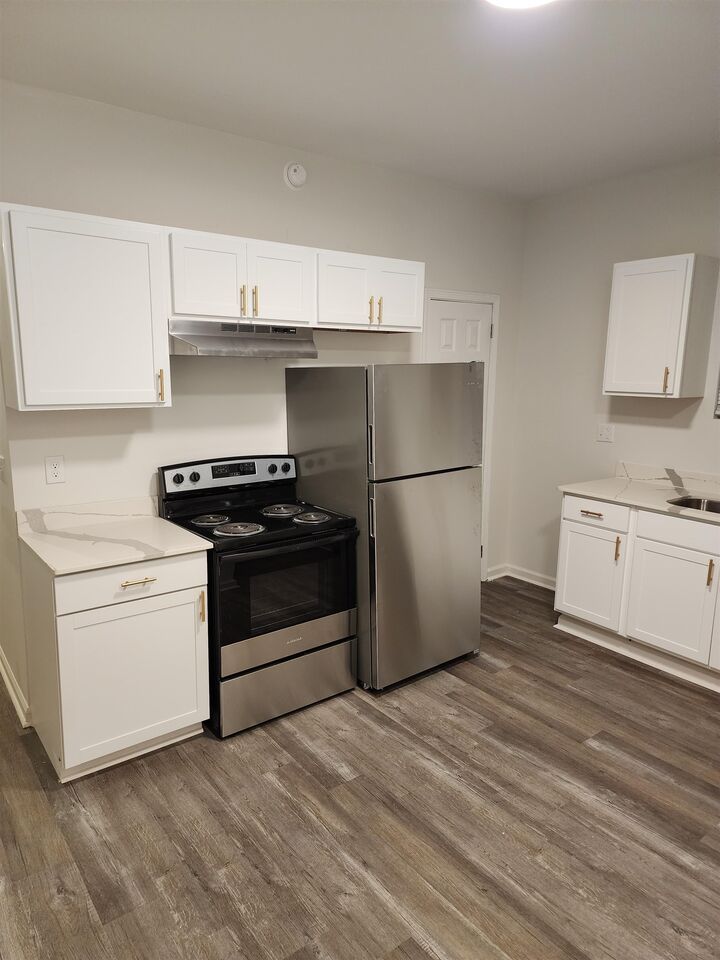 Property Photo:  754 E Trigg Ave  TN 38106 