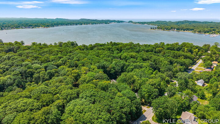 Property Photo:  208 Chicago Avenue  MI 49424 
