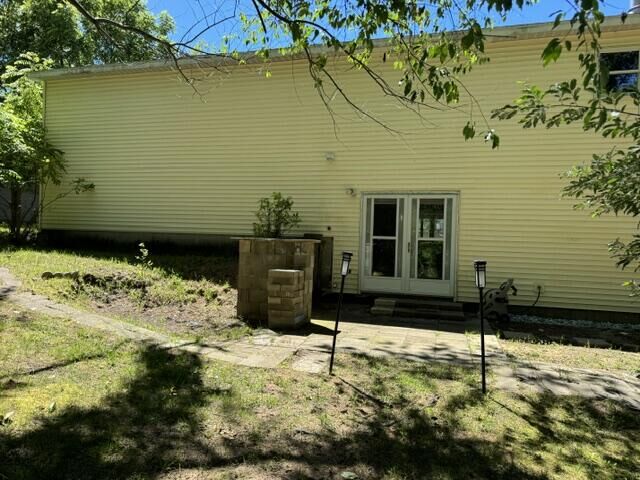 Property Photo:  1021 Orchard Avenue  MI 49090 
