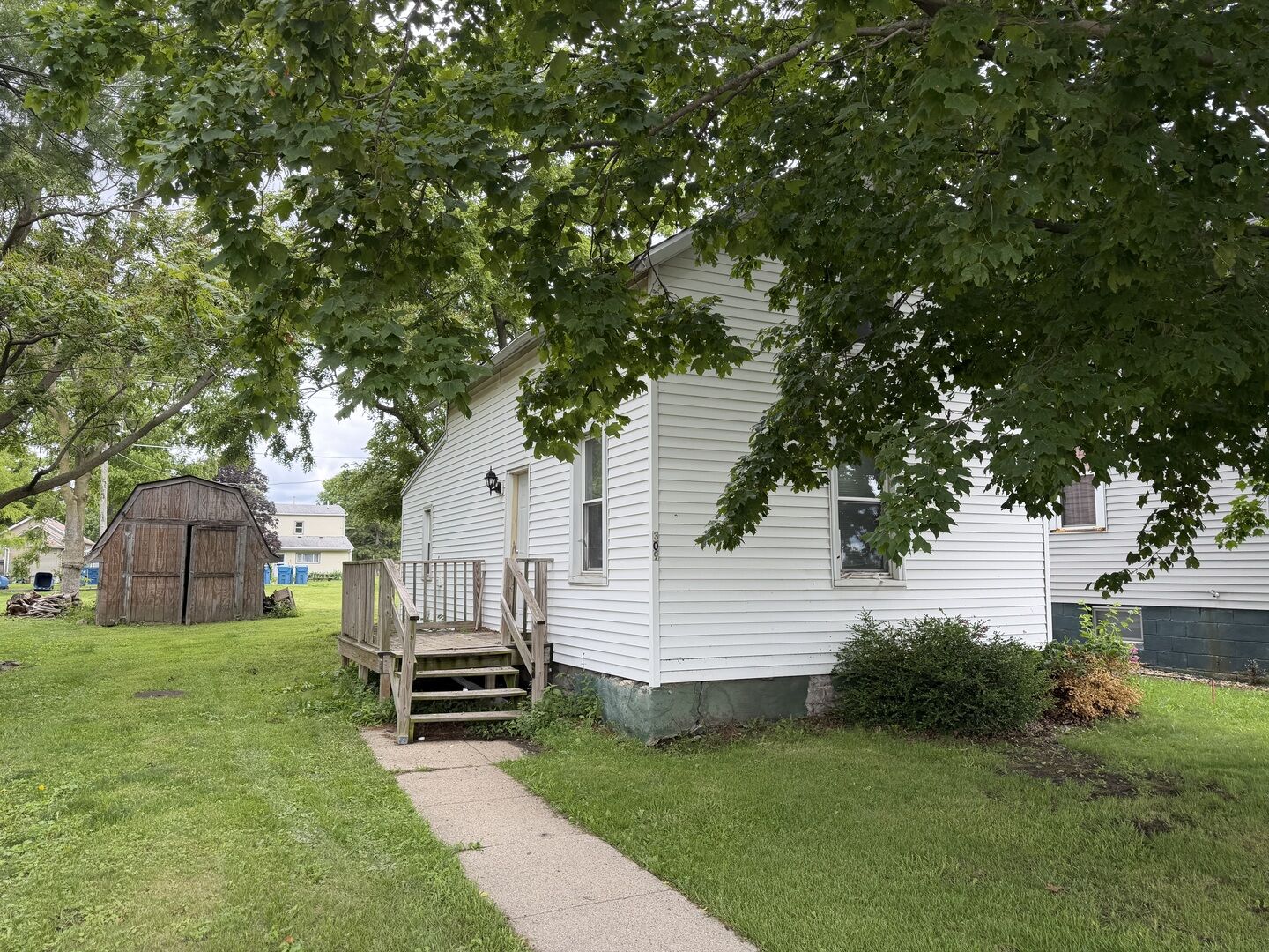 Property Photo:  309 N Main Street  IL 60940 