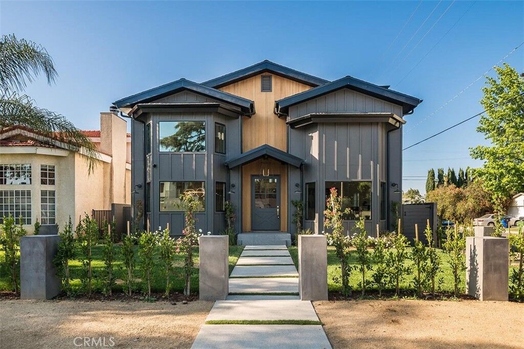 Property Photo: 14803 Otsego Street CA 91403