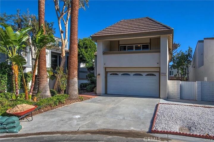 Property Photo:  17842 Arbor Ln  CA 92612 