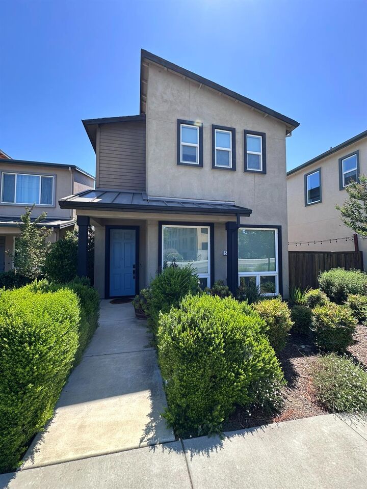 Property Photo:  518 Drummond Avenue  CA 95618 