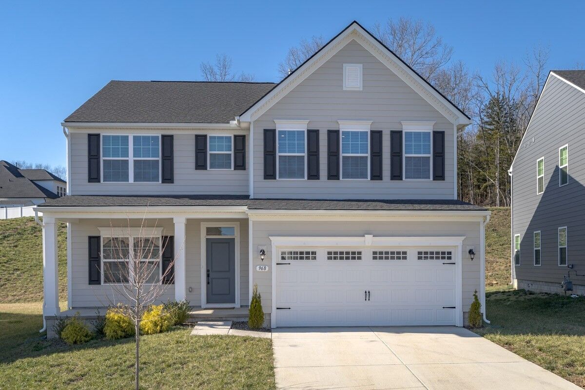 Property Photo:  968 Caywood Rd  TN 37167 