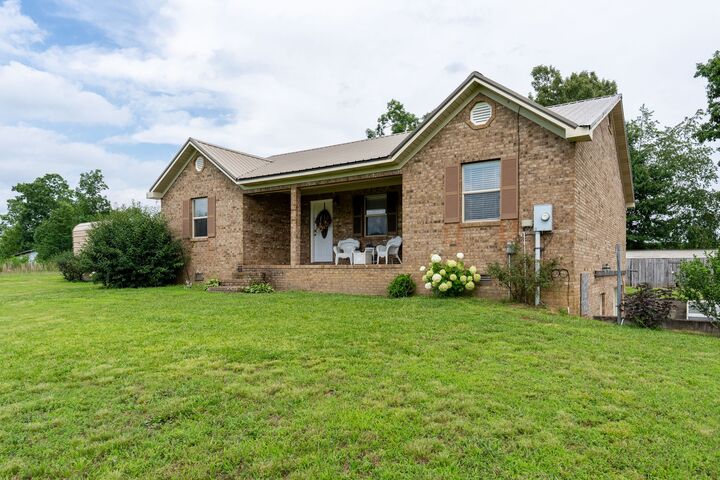 Property Photo:  190 Buford Moore Ln  TN 38463 