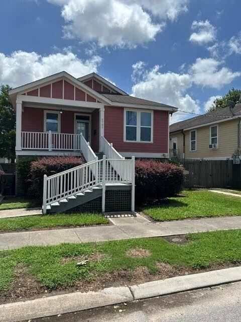Property Photo:  5720 Wildair Drive  LA 70122 